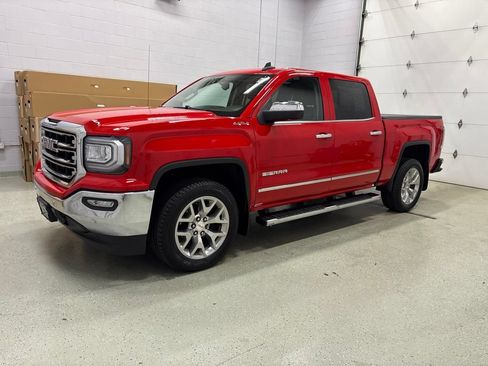 Used 2018 GMC Sierra 1500 SLT w/ SLT Premium Package AWD/4WD image 9