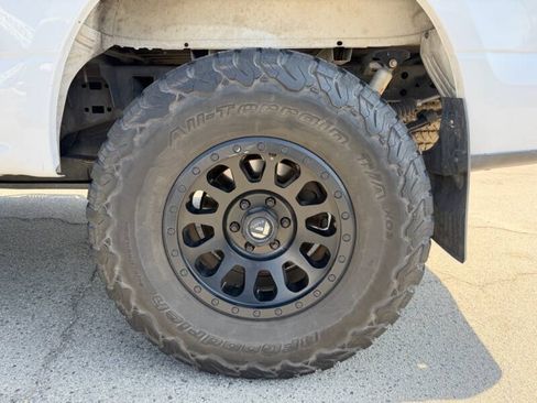 Used 2018 Ford F150 XLT w/ Equipment Group 301A Mid AWD/4WD image 9