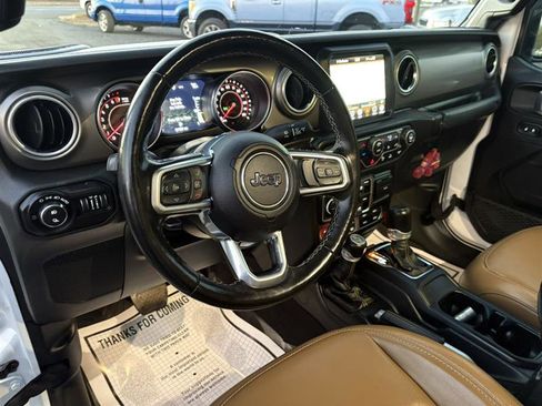Used 2021 Jeep Gladiator Rubicon image 10