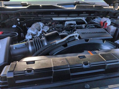 Used 2024 Chevrolet Silverado 2500 High Country w/ High Country Premium Package image 29