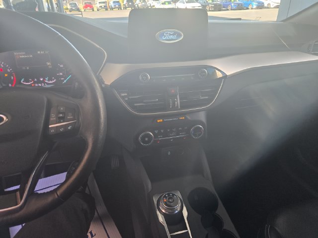 Used 2020 Ford Escape SEL FWD image 2