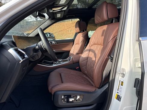 New 2026 BMW X5 xDrive50e w/ Climate Comfort Package image 10