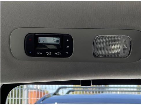 Used 2022 Honda Odyssey EX image 10