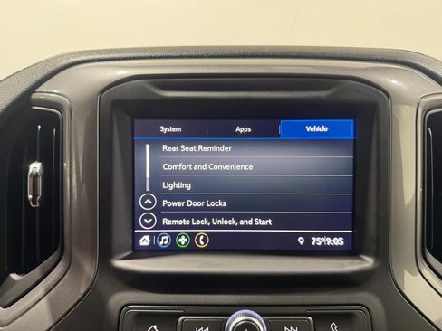 Used 2022 Chevrolet Silverado 1500 Custom RWD image 40