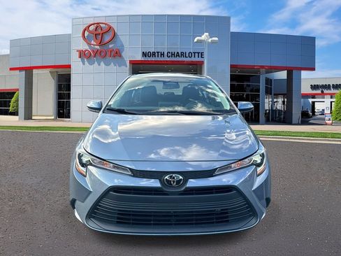 Used 2026 Toyota Corolla LE FWD image 3