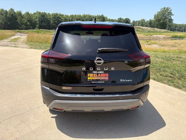 Used 2023 Nissan Rogue SV AWD/4WD image 8