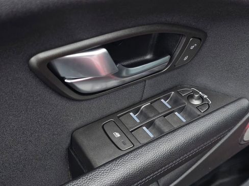 Used 2017 Land Rover Range Rover Evoque SE image 19