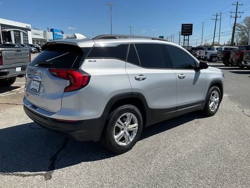Used 2019 GMC Terrain SLE w/ Driver Convenience Package FWD image 23