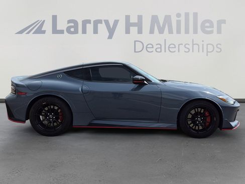 Used 2024 Nissan Z NISMO w/ Floor Mat Package image 6
