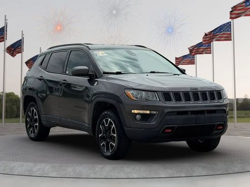 Used 2019 Jeep Compass Trailhawk AWD/4WD image 1