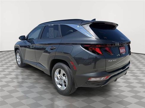 Used 2024 Hyundai Tucson SEL AWD/4WD image 3