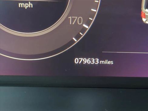 Used 2021 Land Rover Range Rover P525 Westminster Edition image 11