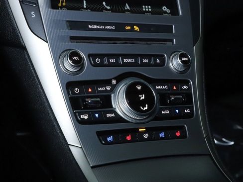 Used 2018 Lincoln MKZ Reserve w/ Climate Package image 27