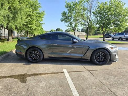 Used 2017 Ford Mustang Shelby GT350 w/ Electronics Package RWD image 7