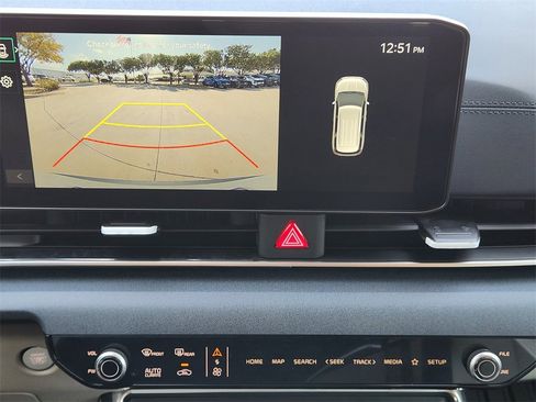 New 2026 Kia Carnival EX image 13