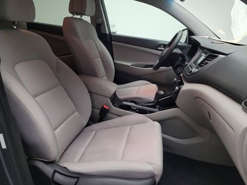 Used 2017 Hyundai Tucson SE image 21