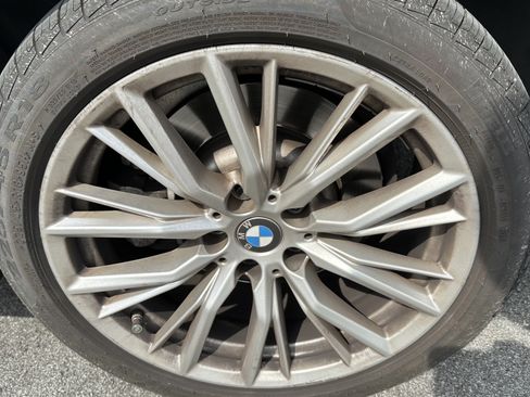 Certified 2023 BMW 330i xDrive Sedan w/ Premium Package AWD/4WD image 13