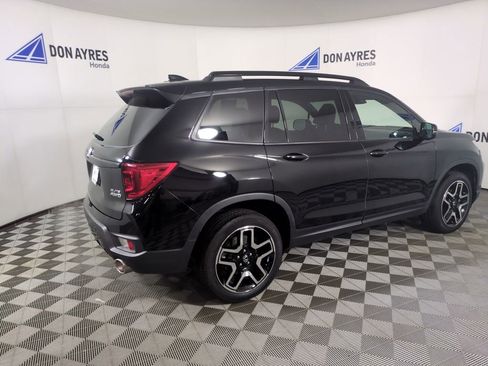 Used 2023 Honda Passport Elite image 5