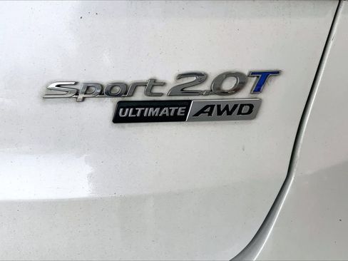 Used 2017 Hyundai Santa Fe Sport w/ 2.0T Ultimate Tech Package 05 AWD/4WD image 9
