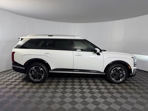 Used 2026 Hyundai Palisade Limited AWD/4WD image 7