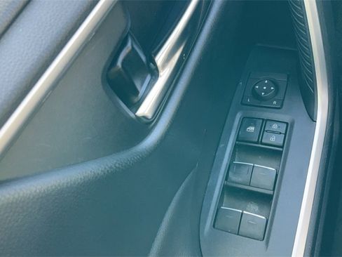 Used 2023 Toyota RAV4 XLE image 18