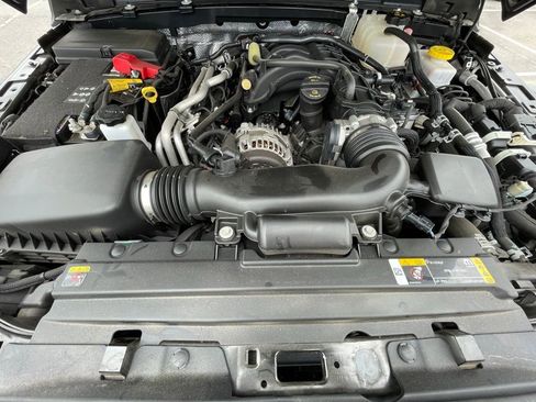 Used 2024 Jeep Wrangler Unlimited Rubicon image 34