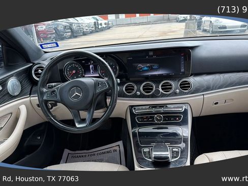 Used 2017 Mercedes-Benz E 300 image 33