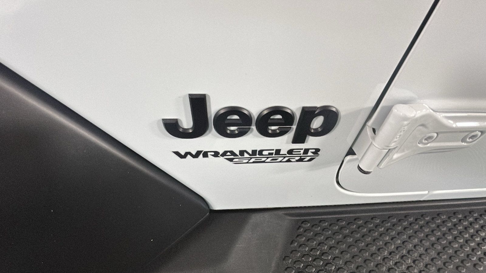 Used 2021 Jeep Wrangler Sport AWD/4WD image 11
