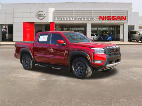 New 2025 Nissan Frontier PRO-4X w/ Pro Convenience Package image 1