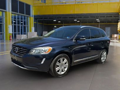 Used 2017 Volvo XC60 T5 Inscription w/ Preferred Option Package