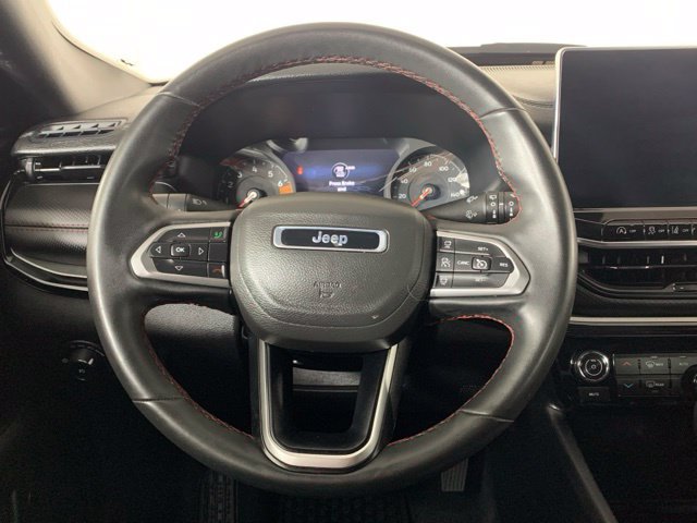Used 2023 Jeep Compass Trailhawk w/ Trailhawk Convenience Group AWD/4WD image 27