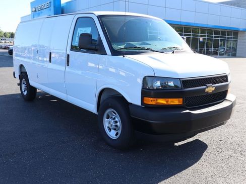 New 2026 Chevrolet Express 2500 Extended w/ Driver Convenience Package RWD image 2