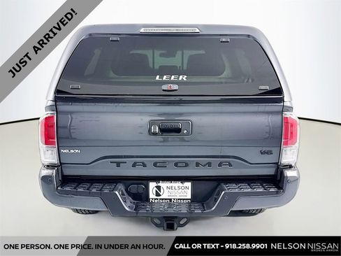 Used 2023 Toyota Tacoma TRD Off-Road w/ Technology Package image 6