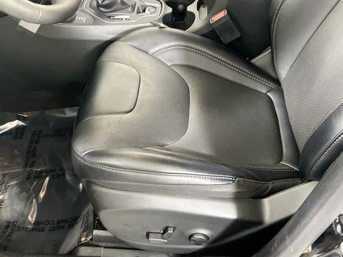 Used 2022 Jeep Cherokee Latitude Lux image 18