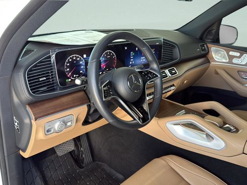Used 2024 Mercedes-Benz GLE 450 4MATIC image 26