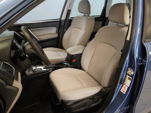 Used 2018 Subaru Forester 2.5i w/ Alloy Wheel Package image 3