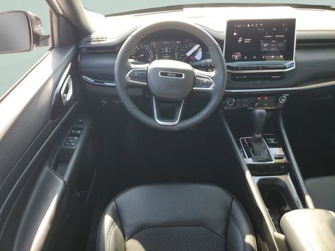 New 2026 Jeep Compass Latitude AWD/4WD image 11