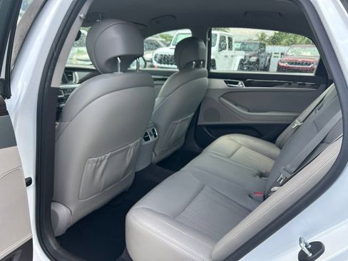 Used 2018 Genesis G80 3.8 RWD image 30