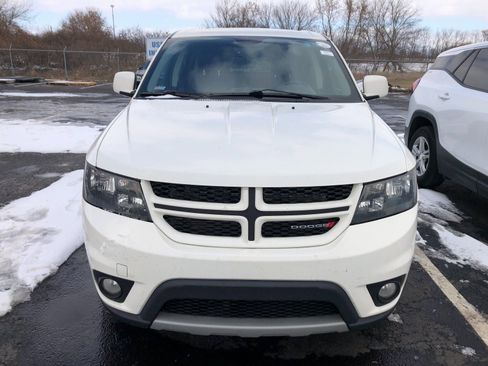 Used 2015 Dodge Journey R/T w/ Flexible Seating Group image 2