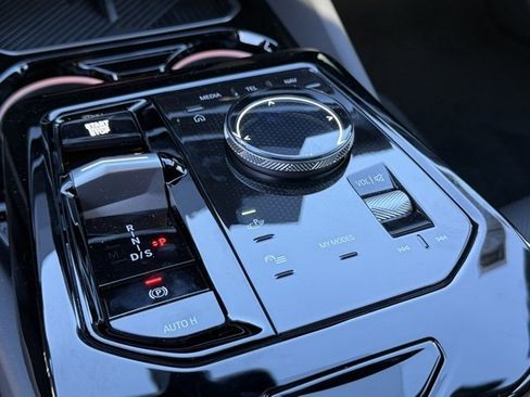 New 2026 BMW 530i image 24