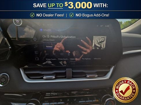 Used 2025 Chevrolet Equinox LT w/ Convenience Package II FWD image 26