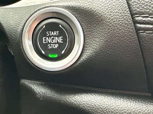 Used 2020 Buick Encore GX Essence FWD image 32