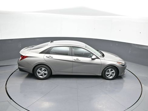 Certified 2023 Hyundai Elantra SE FWD image 36