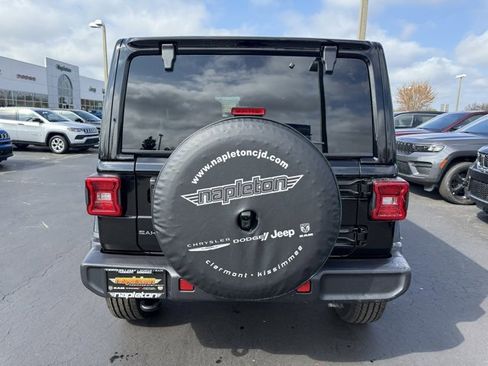 New 2025 Jeep Wrangler Sahara w/ Technology Group image 6