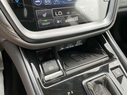 Used 2025 Subaru Outback Wilderness w/ Wilderness Package image 17