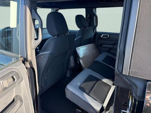 New 2025 Ford Bronco 4-Door AWD/4WD image 5