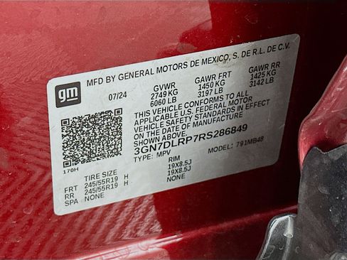 Used 2024 Chevrolet Equinox EV LT image 12