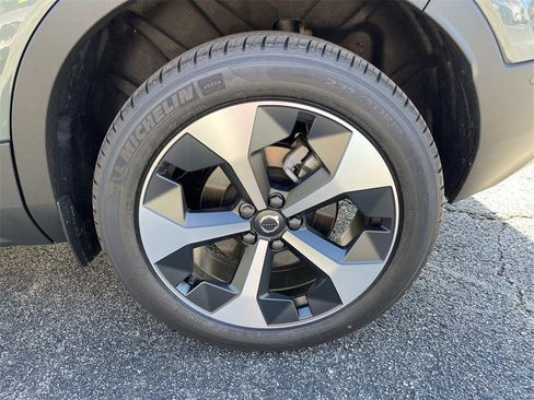 New 2026 Volvo XC40 B5 Plus w/ Protection Package Premier image 11