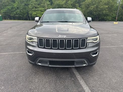 Used 2017 Jeep Grand Cherokee Limited w/ Luxury Group II AWD/4WD image 3