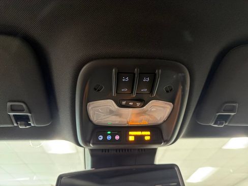 New 2026 GMC Canyon Denali AWD/4WD image 17